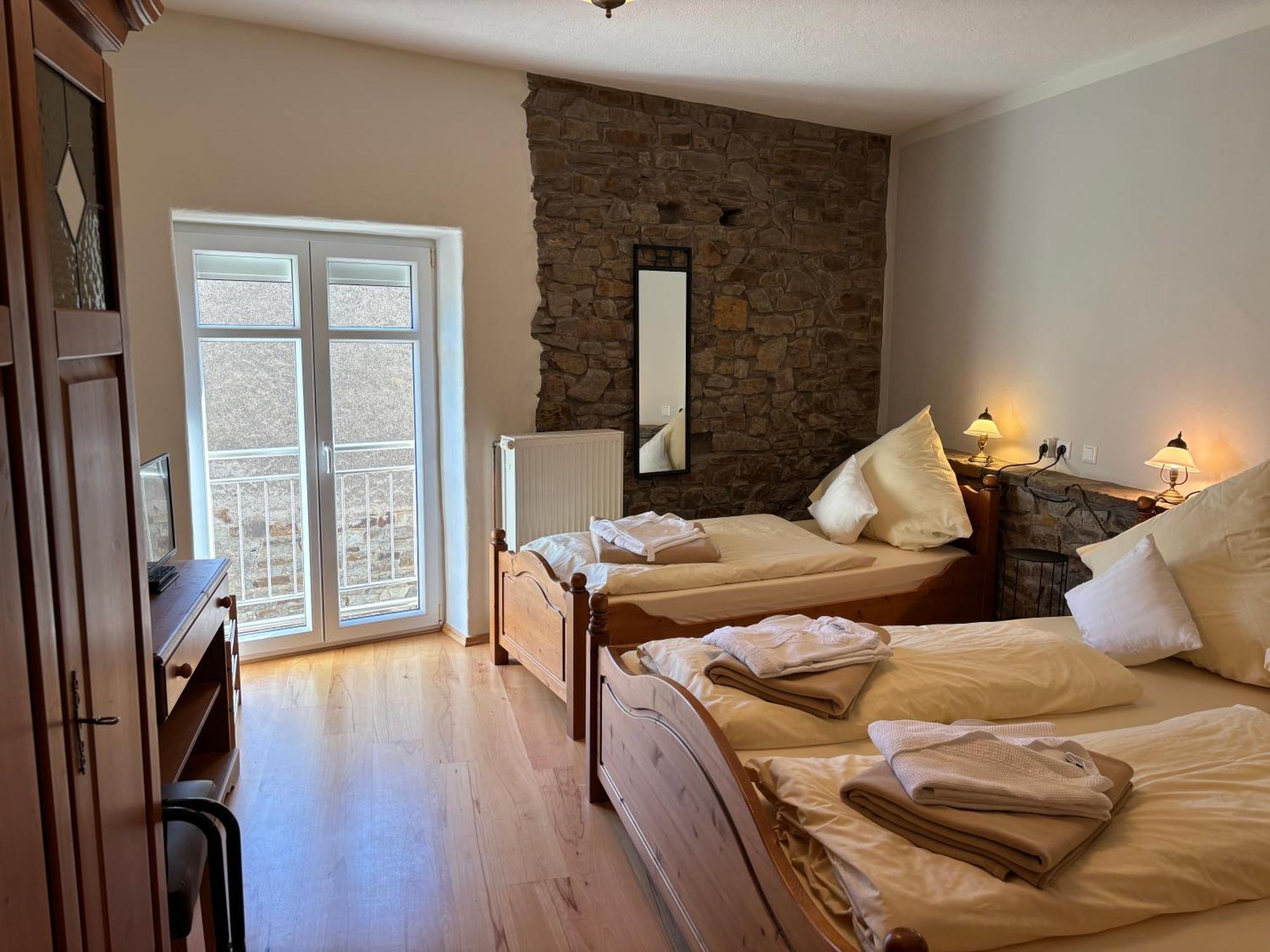 Ferienwohnung Zur Scheune Lind  Εξωτερικό φωτογραφία